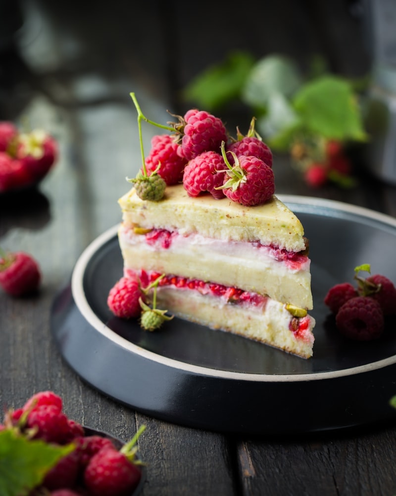 Fresh Strawberry Chantilly Cake